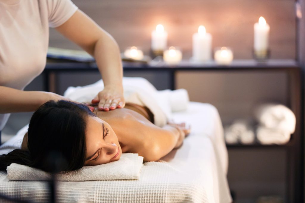 Bienfaits d'un massage relaxant chez l'Esprit A à Montpellier